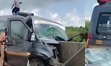 गणपती बाप्पाच्या आगमनाआधीच काळजाचा थरकाप! राजापूरमध्ये गणेशभक्तांच्या वाहनाचा भीषण अपघात, 10 जण जखमी