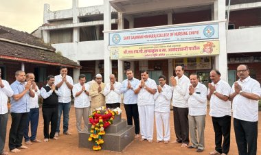 स्वर्गीय आनंदराव पाटील- चुयेकर यांच्या समाधीला माजी संचालकांचे अर्ज भरण्याच्या पूर्वसंध्येला अभिवादन