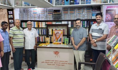 मृत्युंजयकार शिवाजीराव सावंत यांना अभिवादन