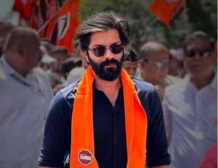 'राजसाहेबांनी महाराष्ट्राचे मुख्यमंत्री व्हावे'; अमित ठाकरेंची श्रीमंत दगडूशेठ हलवाई गणपतीच्या चरणी प्रार्थना